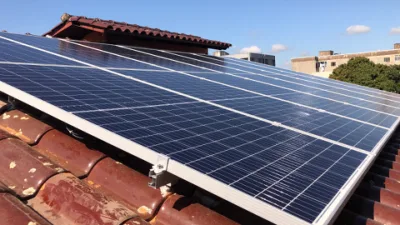 Sistema de montaje de soporte de energía solar fotovoltaica en la azotea