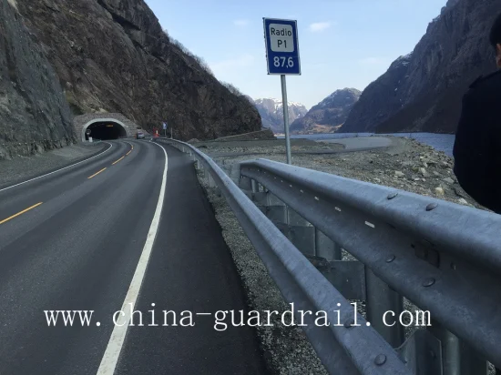 Aashto M180 Thrie Beam Highway Guardrail Seguridad vial Barrera de acero